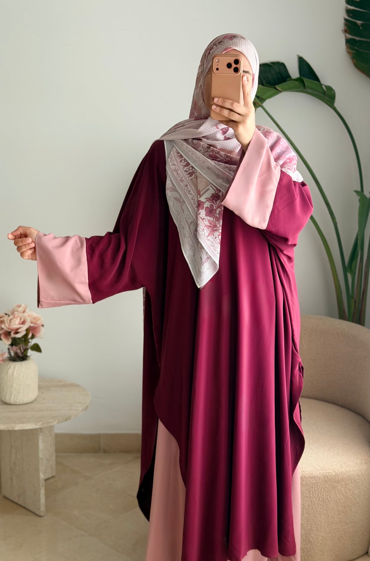 Mawadda Set Prune & Rose - détail des manches larges contrastées