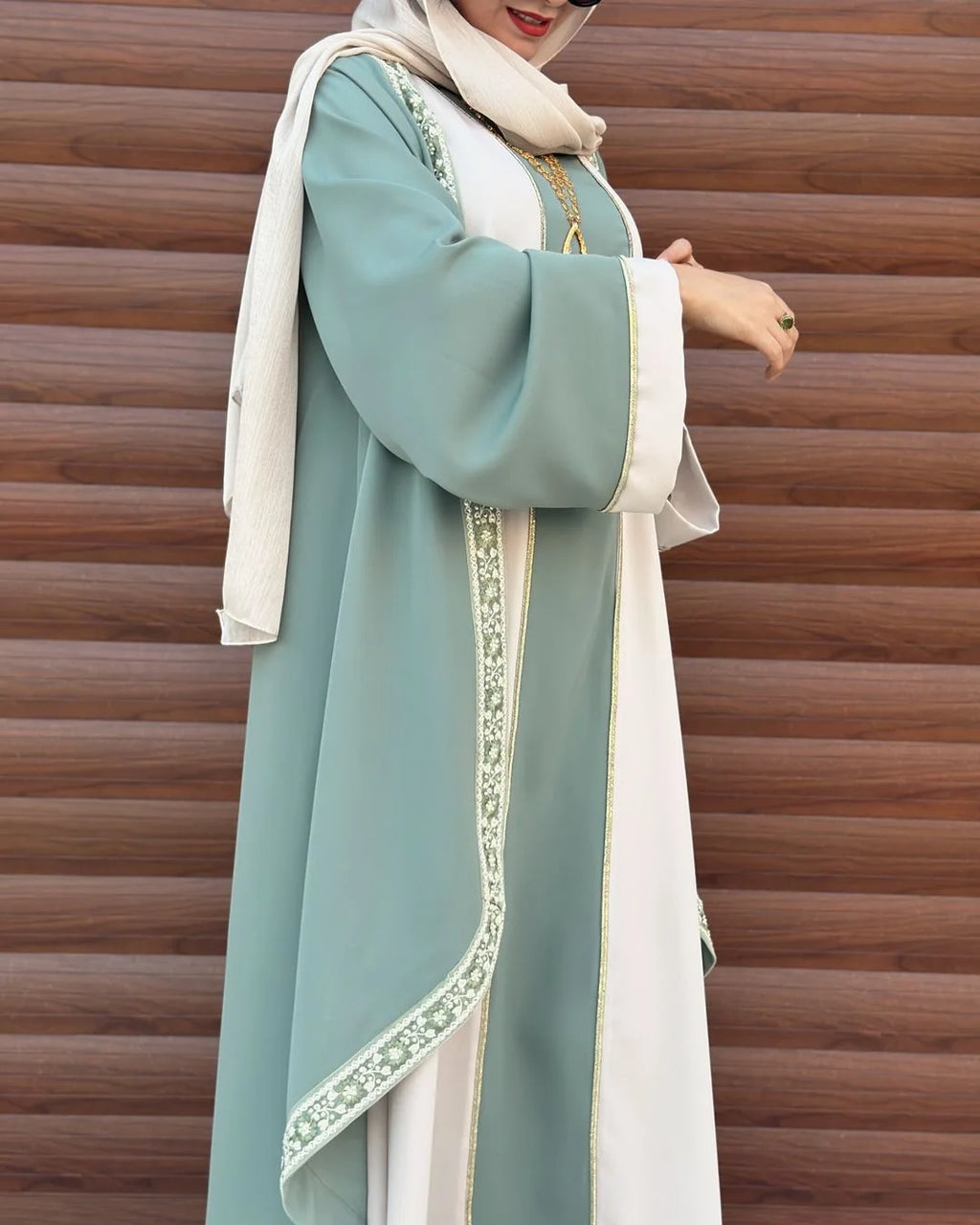 Abaya chic — Amenti Collection