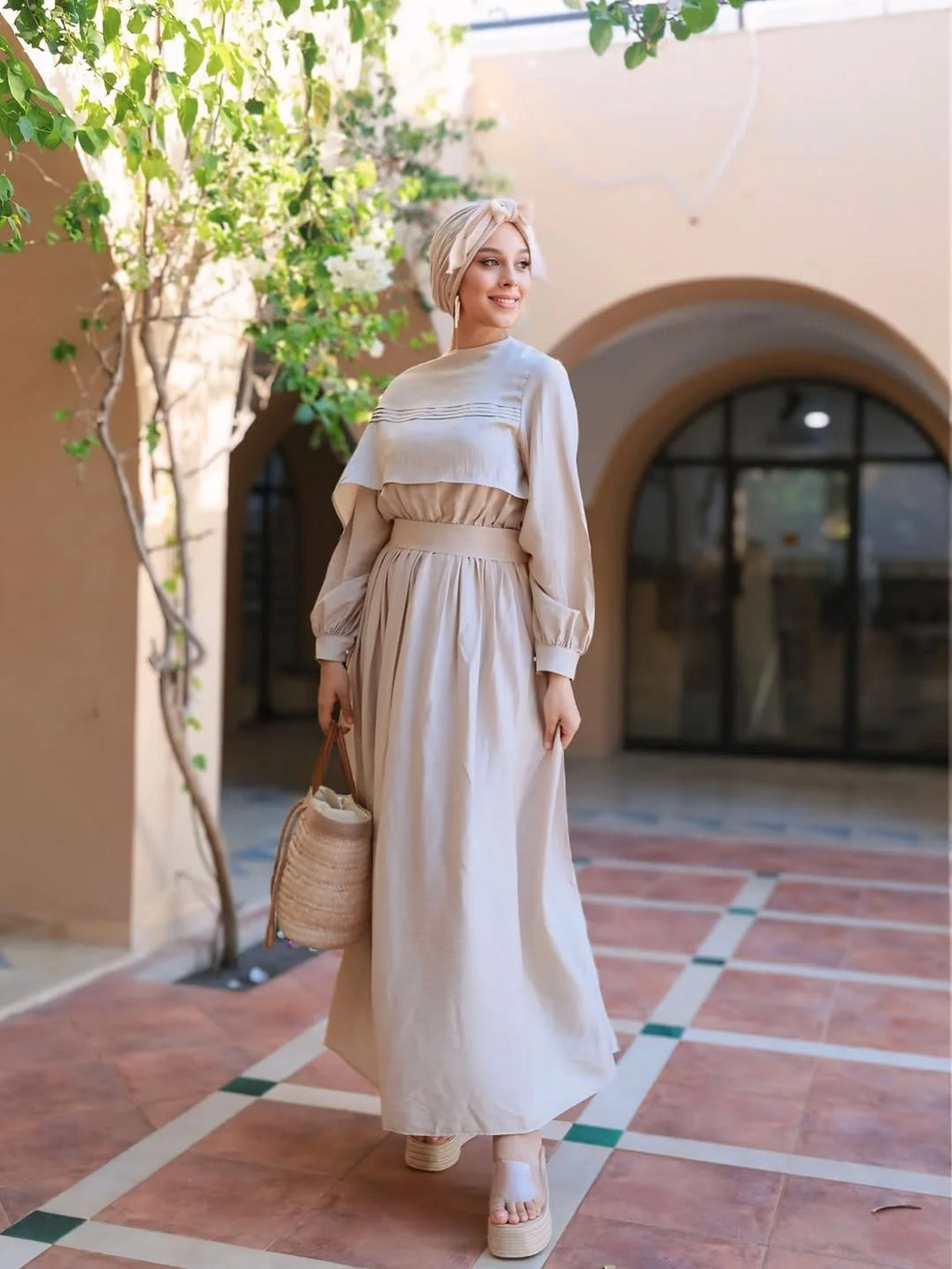 Robe Hichma — Amenti Collection