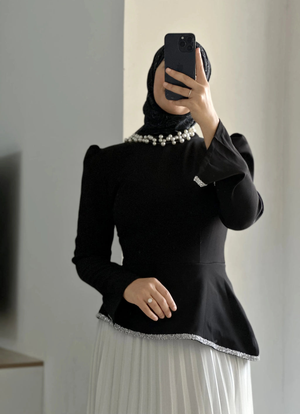 Robe Yakin — Amenti Collection